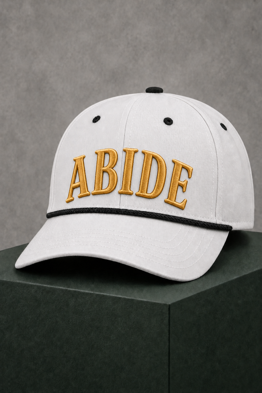 ABIDE hat - White/Black